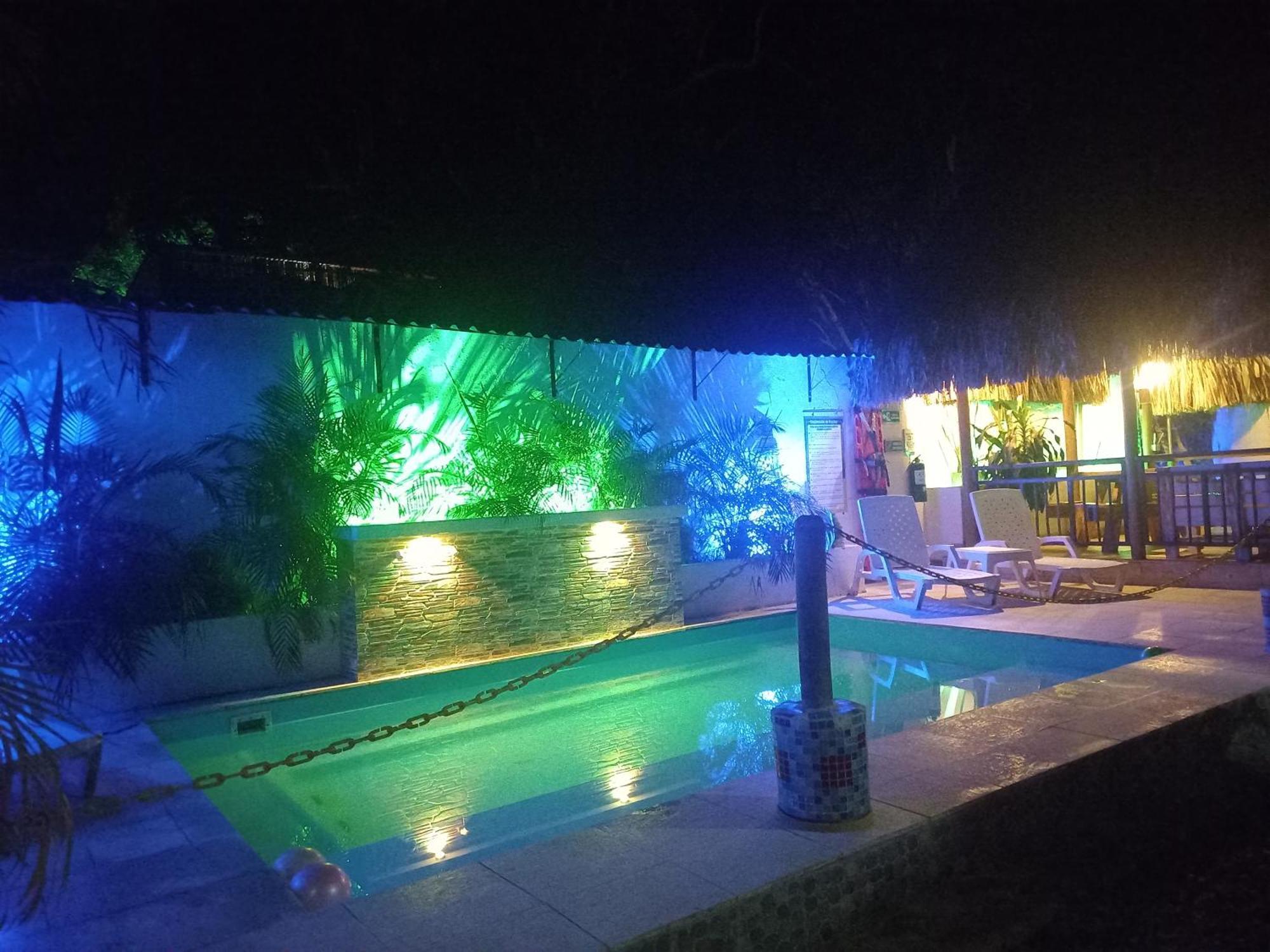 Hotel El Leon Feliz Palomino Exterior foto